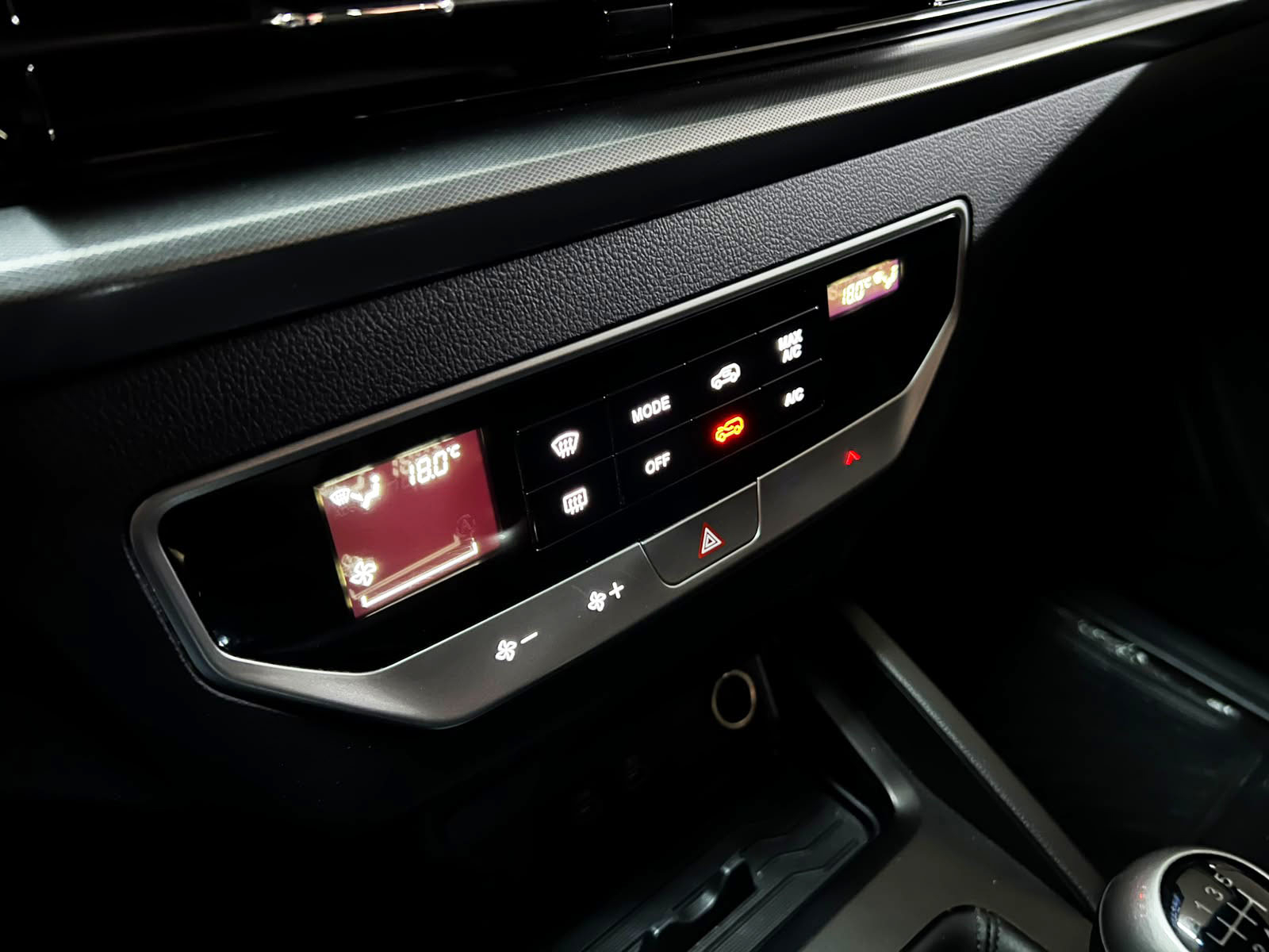 SsangYong Grand Musso 2025 - Imagen 17 de 20