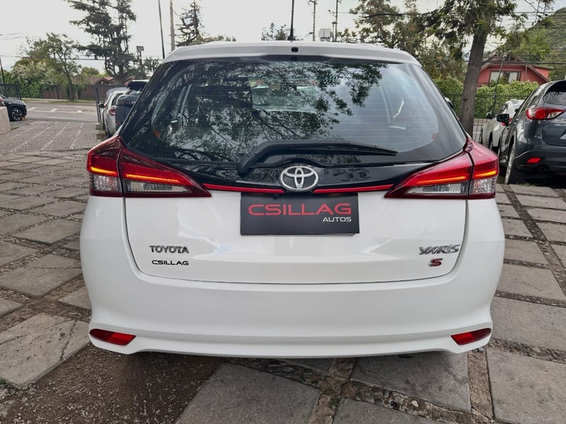 Toyota YARIS SPORT AUTOMATICO 2021 - Imagen 7 de 10