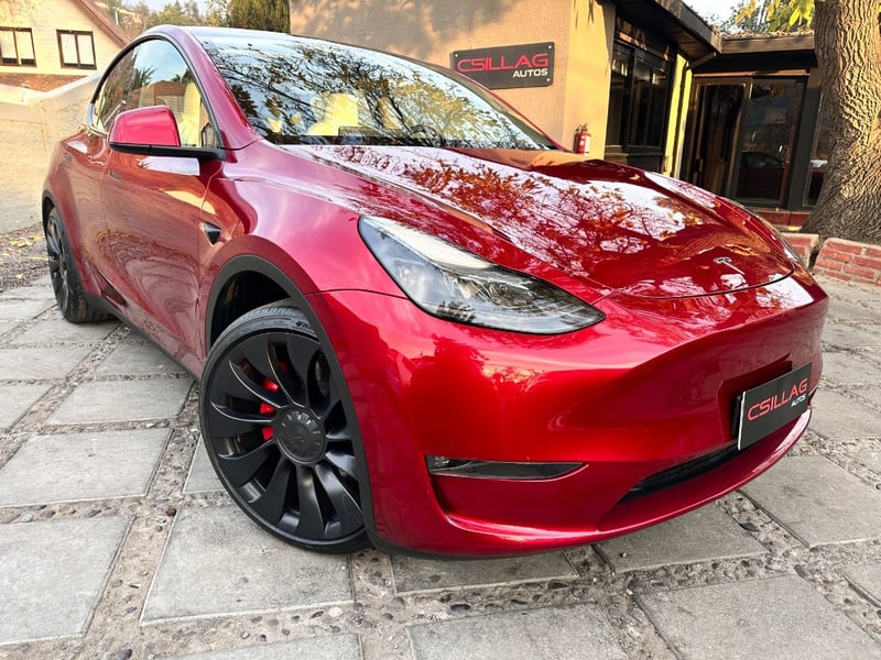 Tesla MODEL Y PERFORMANCE 4X4 2025