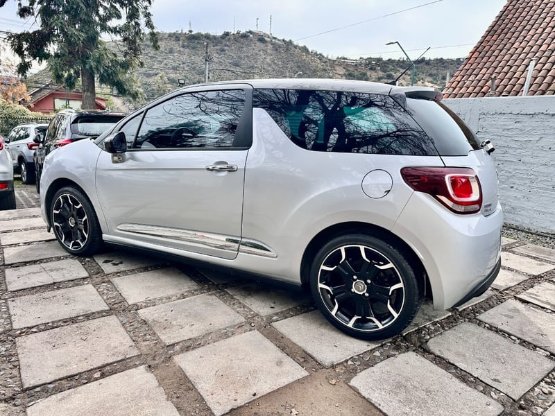 DS Automobiles DS3 VTI 1.6 2015 - Imagen 5 de 10