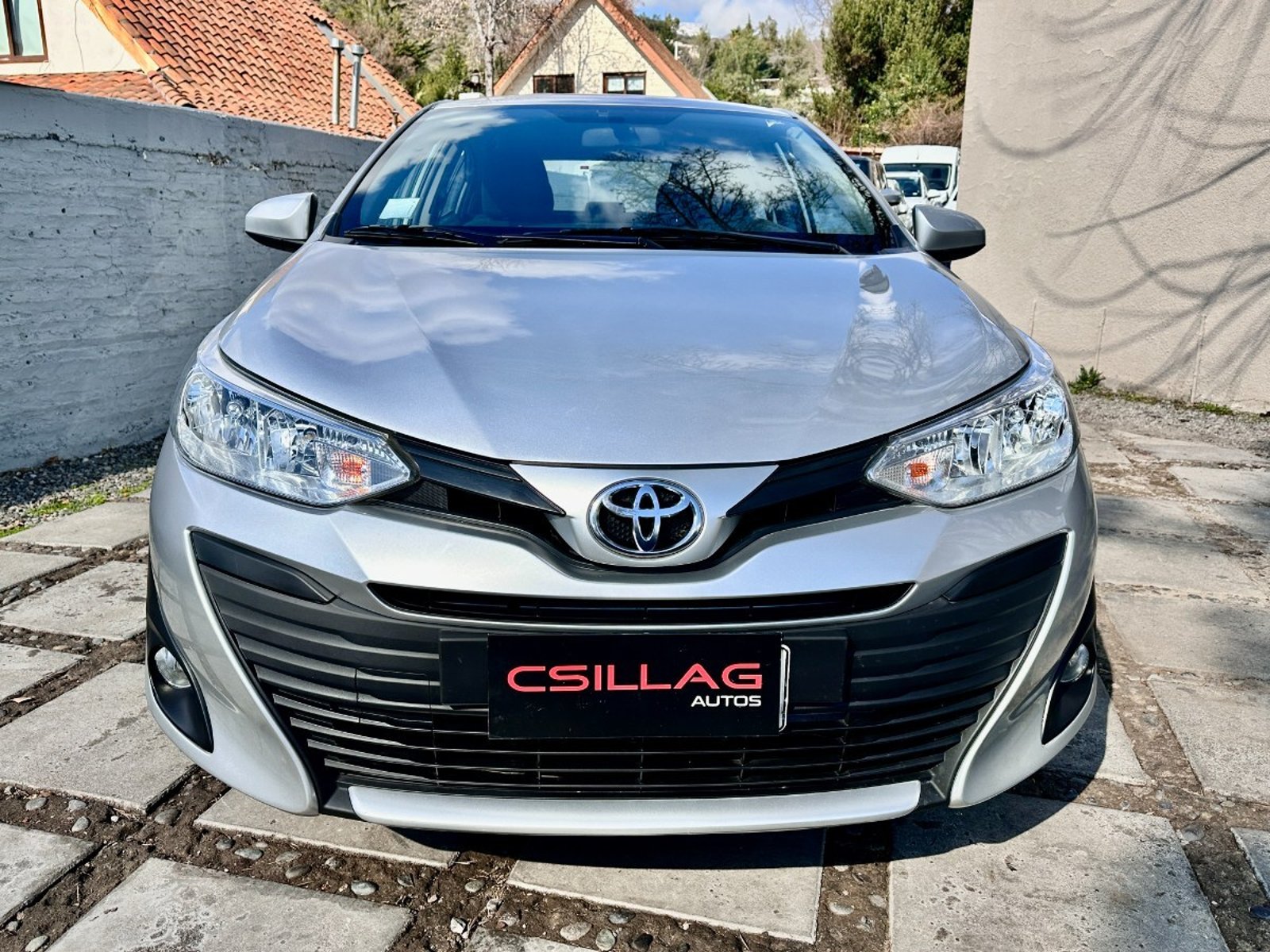 Toyota YARIS GLI CVT 1.5 AUTOMATICO 2020 - Foto 2 de 10