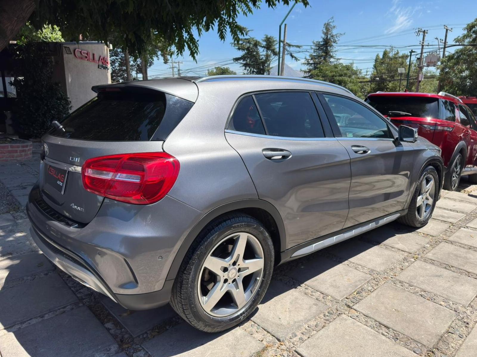MERCEDES-BENZ GLA 220 D 4Matic Diesel 4x4 2015 - Imagen 9 de 10