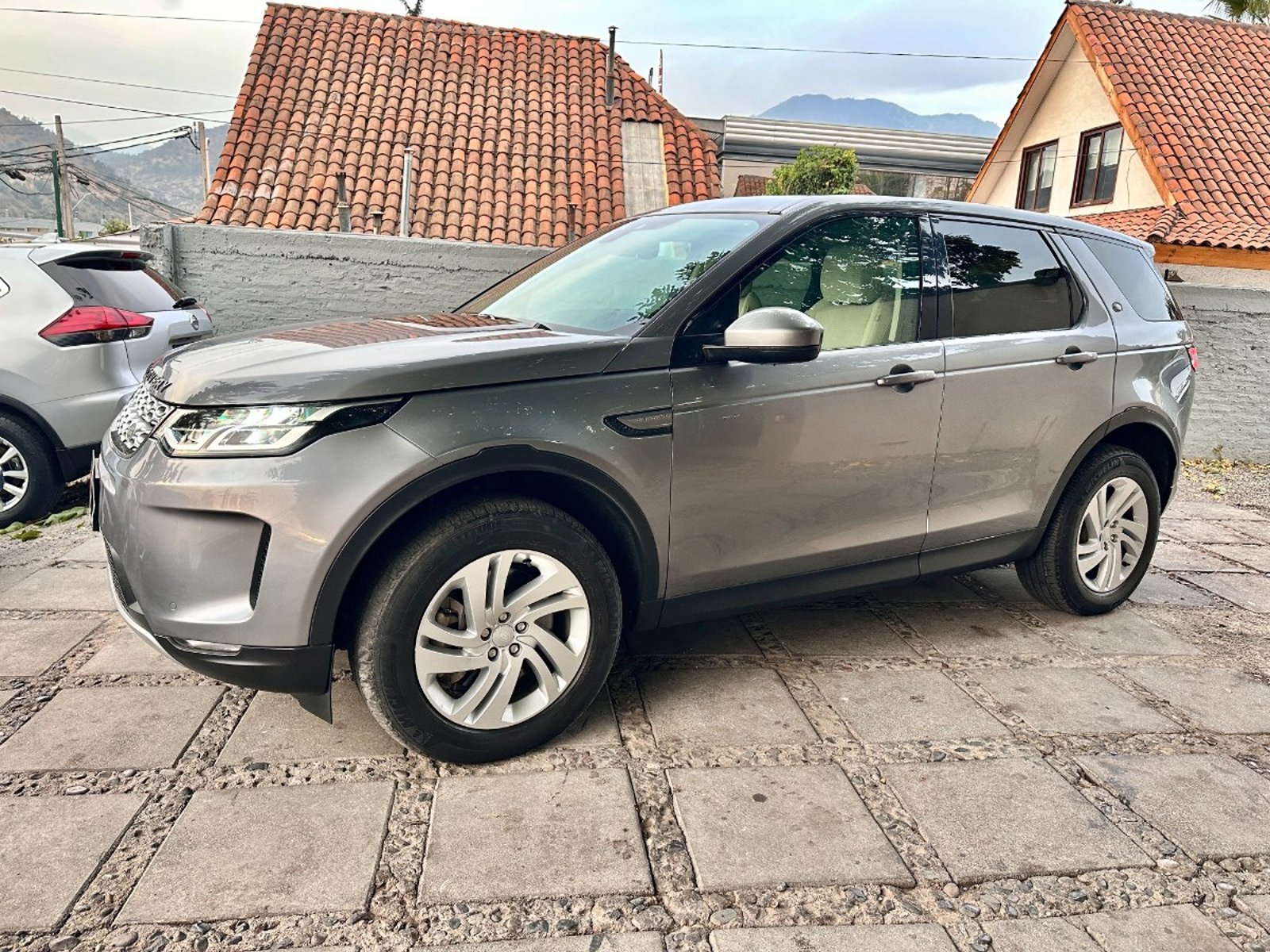 Land Rover DISCOVERY SPORT 4X4 2.0I S 2021 - Foto 4 de 10