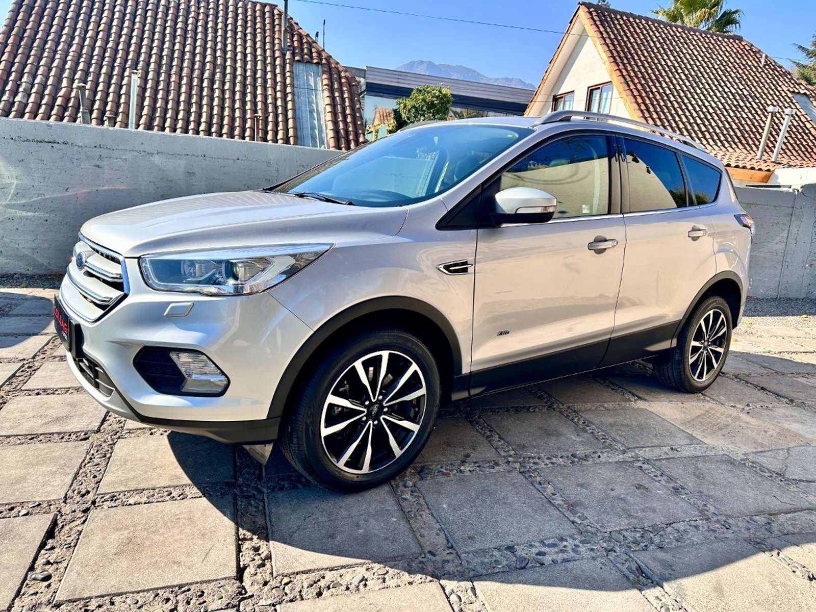 FORD ESCAPE TITANIUM AWD 2.0 ECOBOOST 2018 - Foto 4 de 10