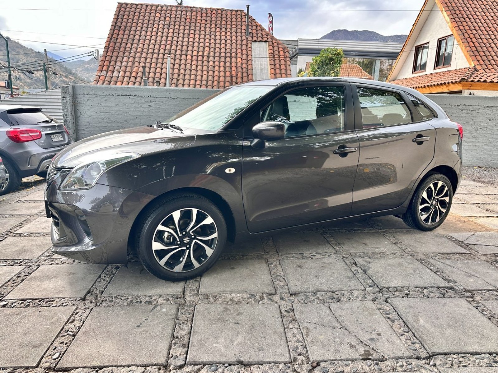 SUZUKI BALENO GLS HATCHBACK 1.4 2022 - Imagen 4 de 10