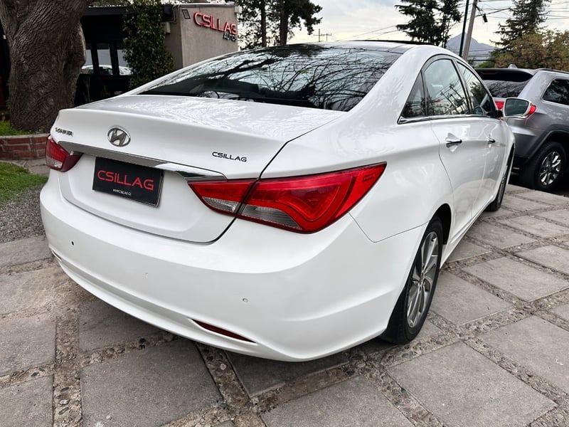 Hyundai SONATA GLS 2.0 FULL 2013 - Imagen 8 de 10