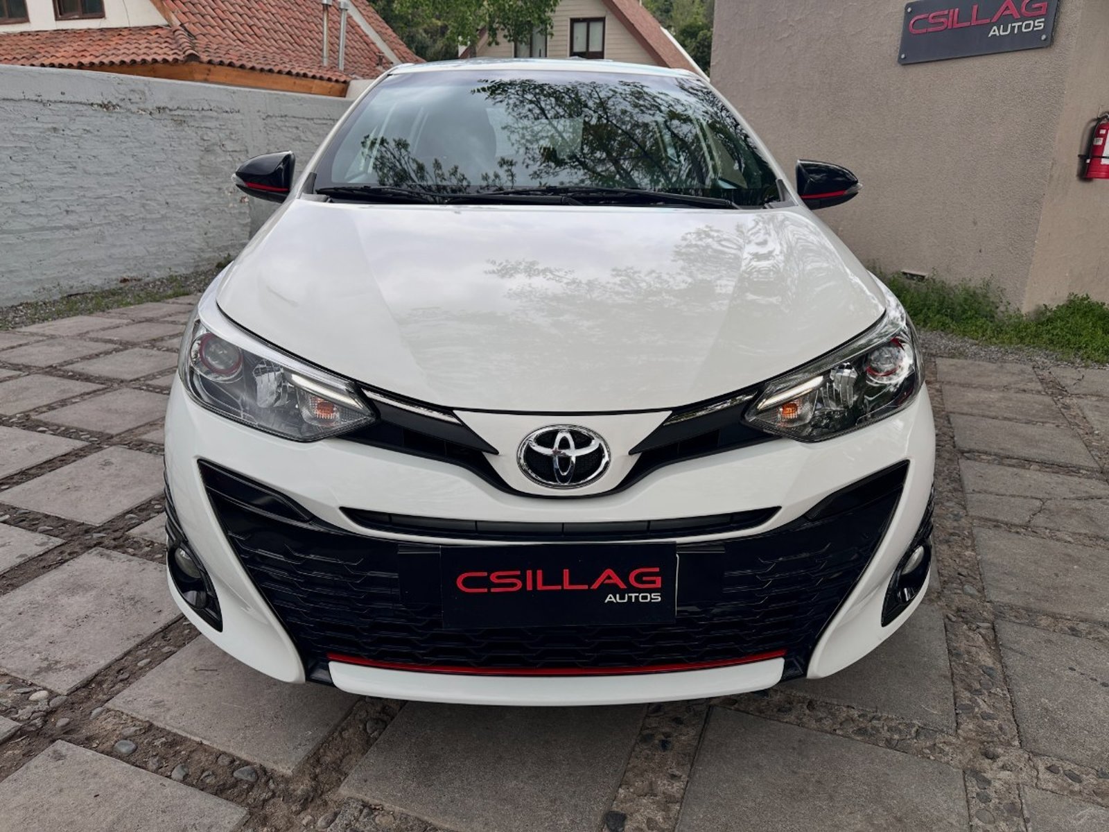 Toyota YARIS SPORT AUTOMATICO 2021 - Foto 2 de 10