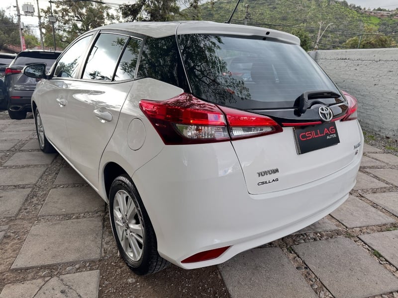Toyota YARIS SPORT AUTOMATICO 2021 - Imagen 6 de 10