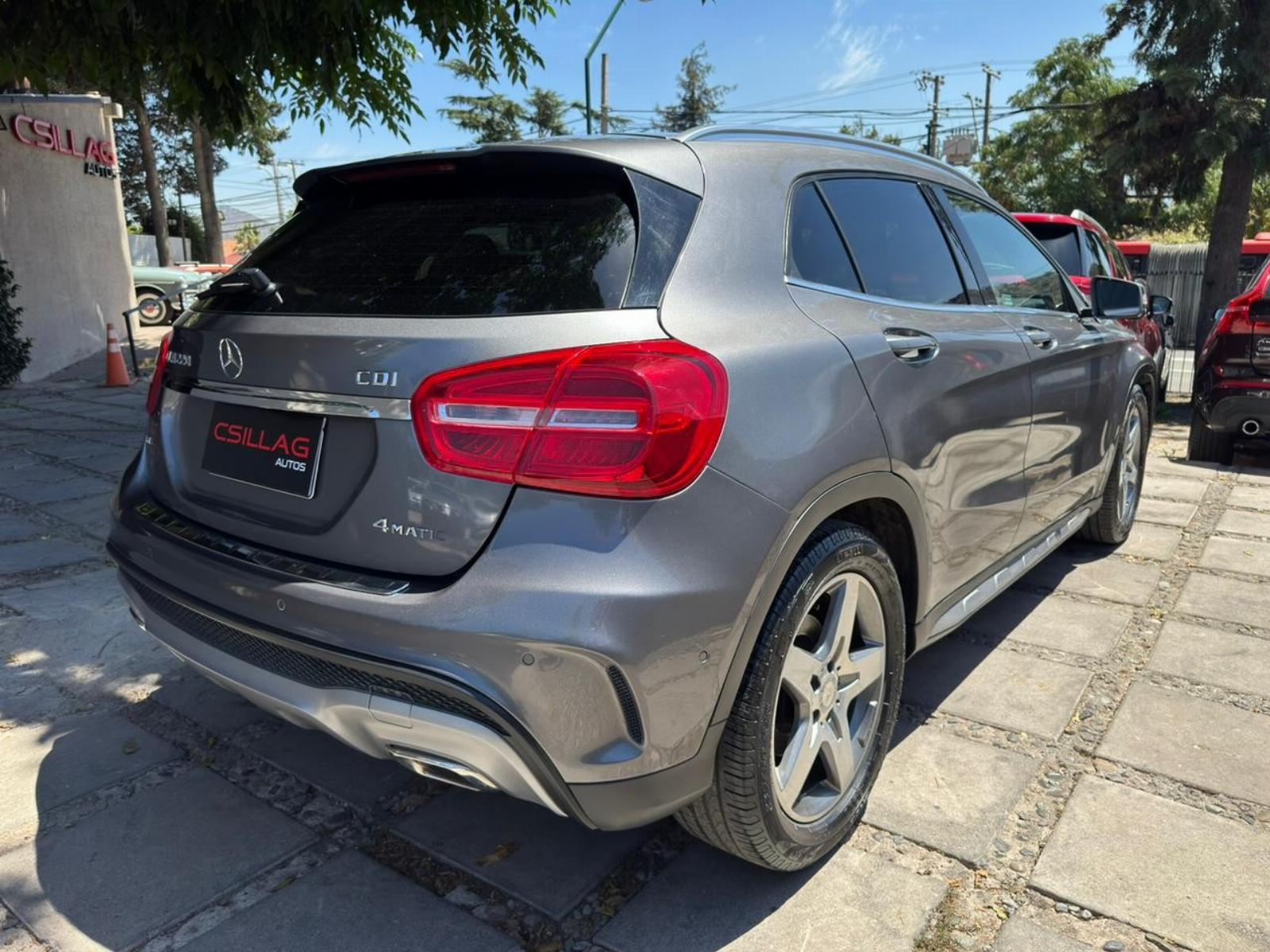 MERCEDES-BENZ GLA 220 D 4Matic Diesel 4x4 2015 - Imagen 8 de 10