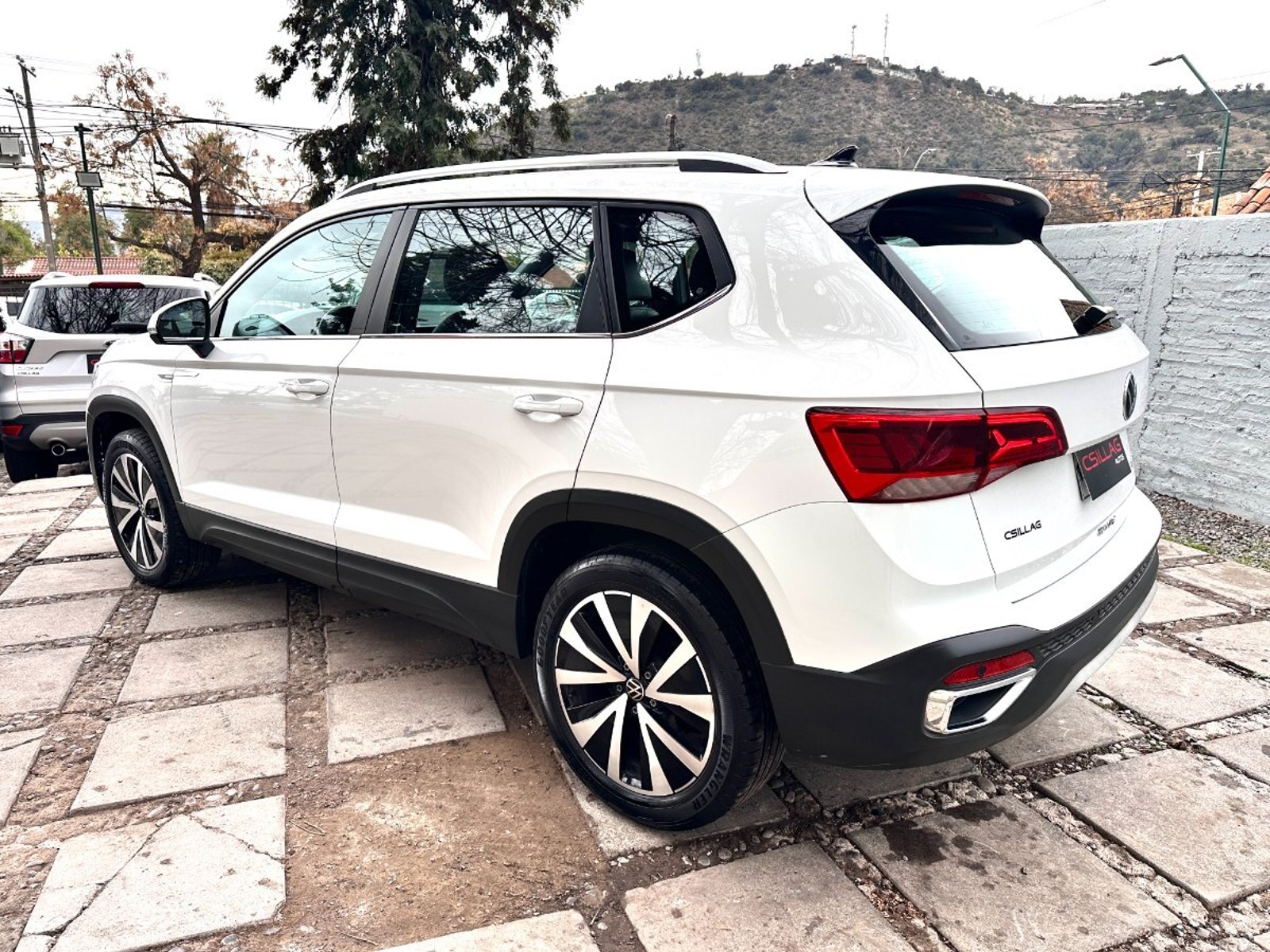 Volkswagen TAOS HIGHLINE TSI 250 2022 - Foto 5 de 10