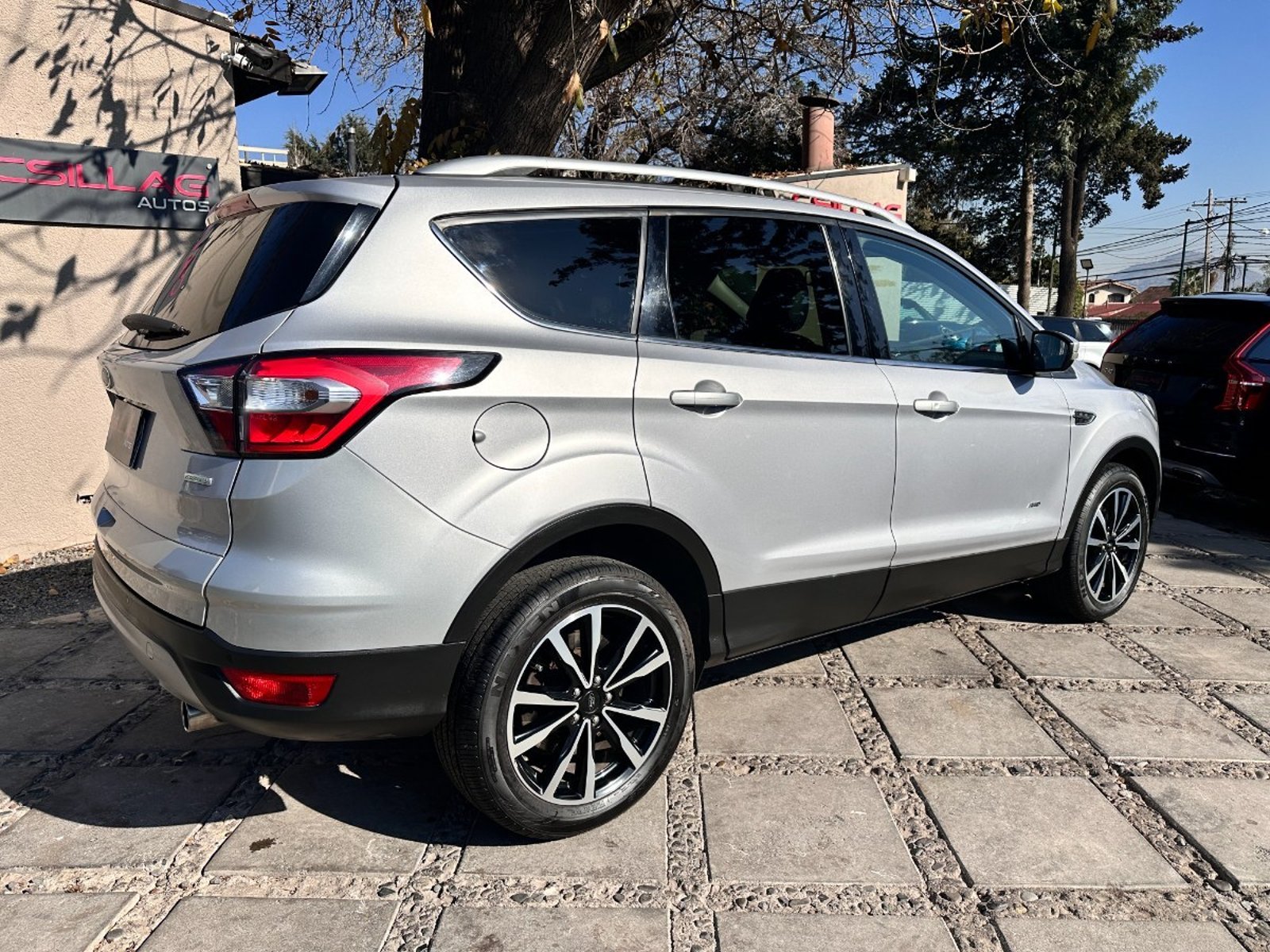 FORD ESCAPE TITANIUM AWD 2.0 ECOBOOST 2018 - Imagen 9 de 10
