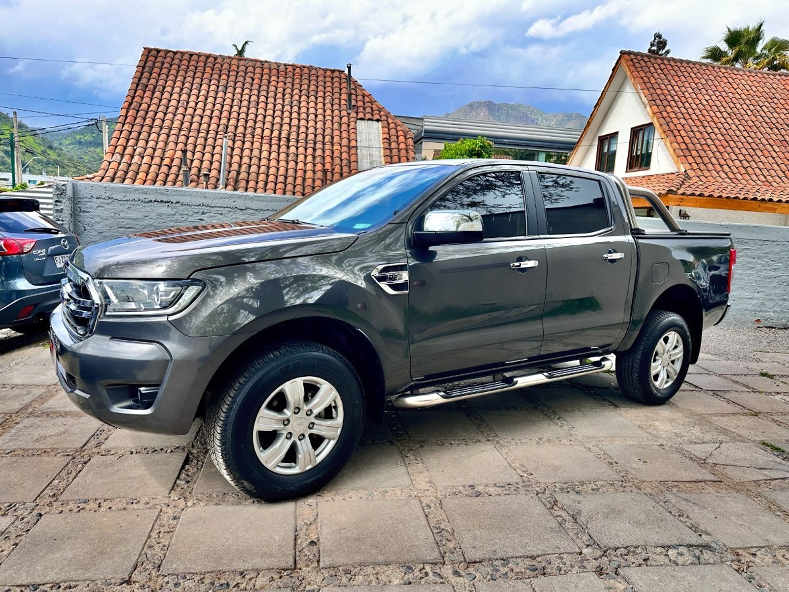 Ford RANGER XLT 3.2 DIESEL 2022 - Foto 4 de 10