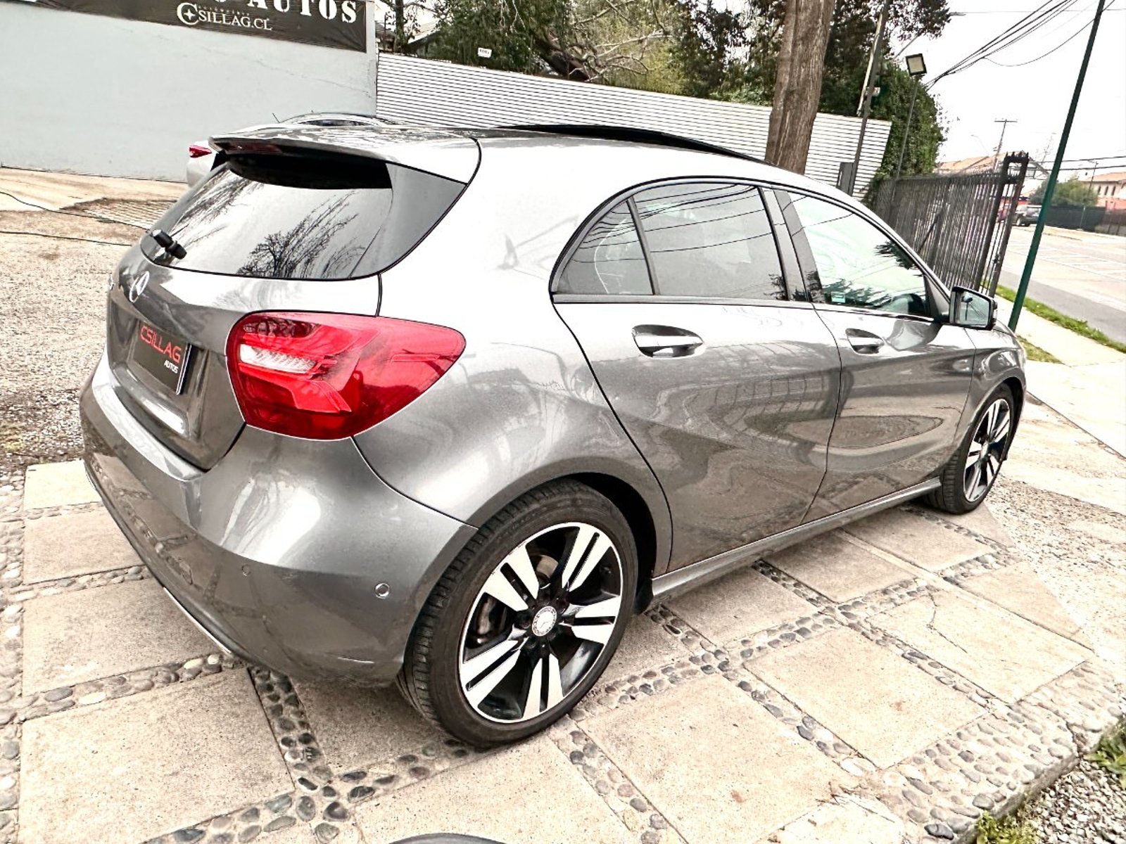 Mercedes-Benz A200 D Automático Diesel 2017 - Imagen 9 de 10