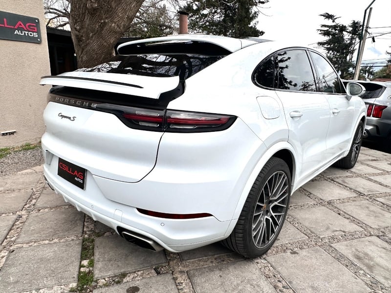 Porsche CAYENNE COUPE SPORT 3.0 V6 4X4 2021 - Imagen 9 de 10