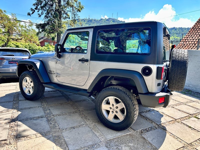 Jeep WRANGLER SPORT 4X4 DESCAPOTABLE 2014 - Imagen 5 de 10