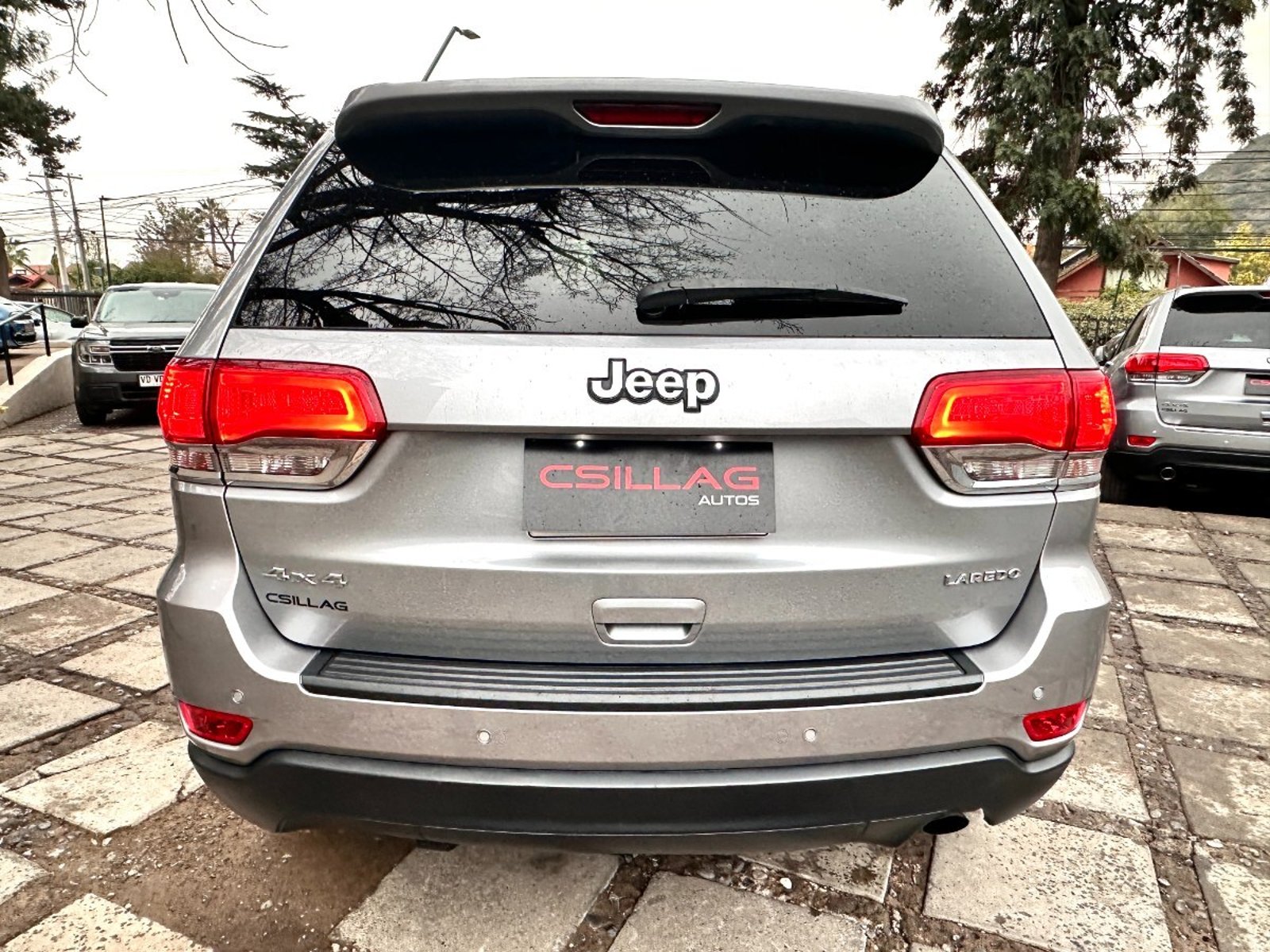 Jeep GRAND CHEROKEE LAREDO 4X4 2017 - Imagen 7 de 10