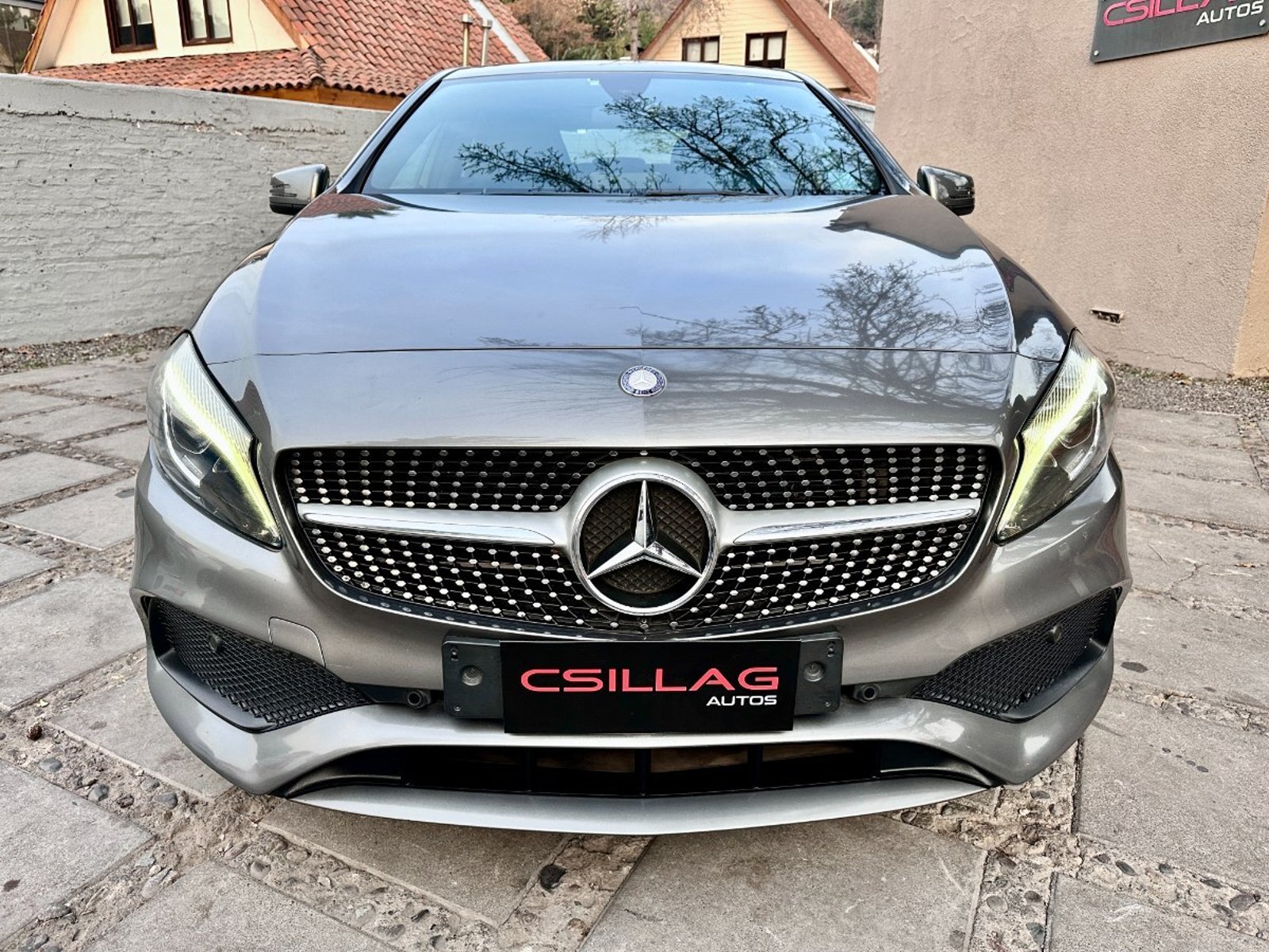 Mercedes-Benz A200 D Diesel 2018 - Foto 2 de 10