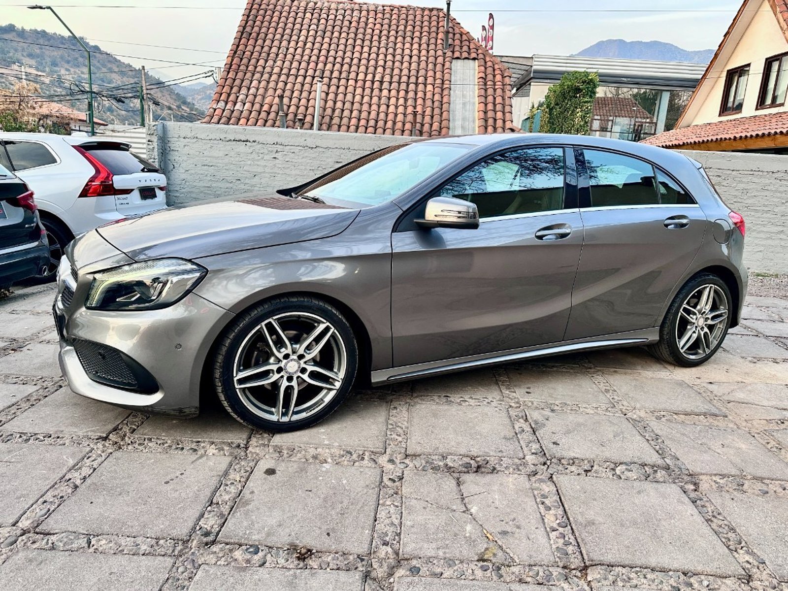 Mercedes-Benz A200 D Diesel 2018 - Foto 4 de 10