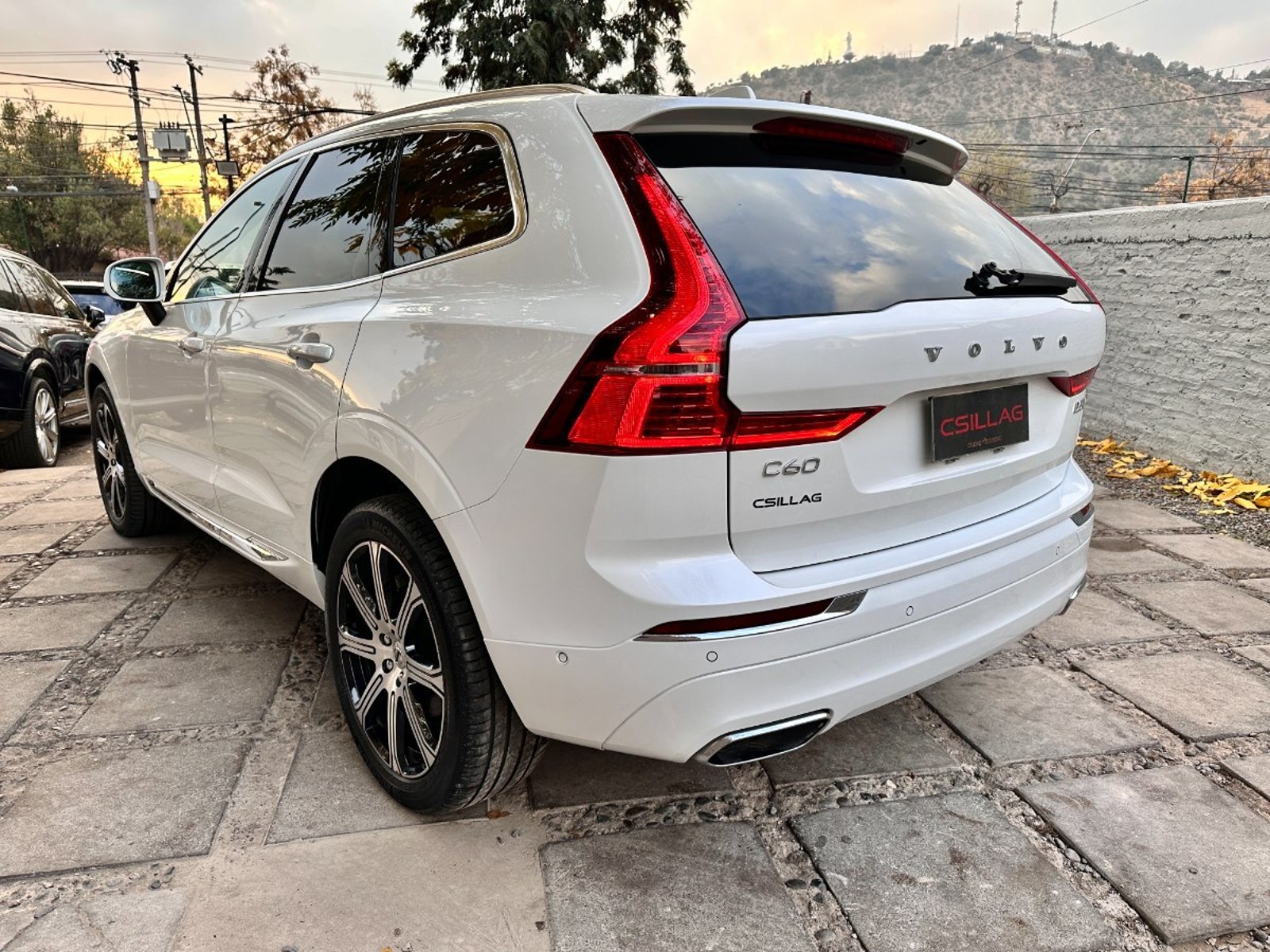 VOLVO XC60 II D5 4X4 INSCRIPTION POLESTAR ENGINEERED 2020 - Imagen 4 de 8