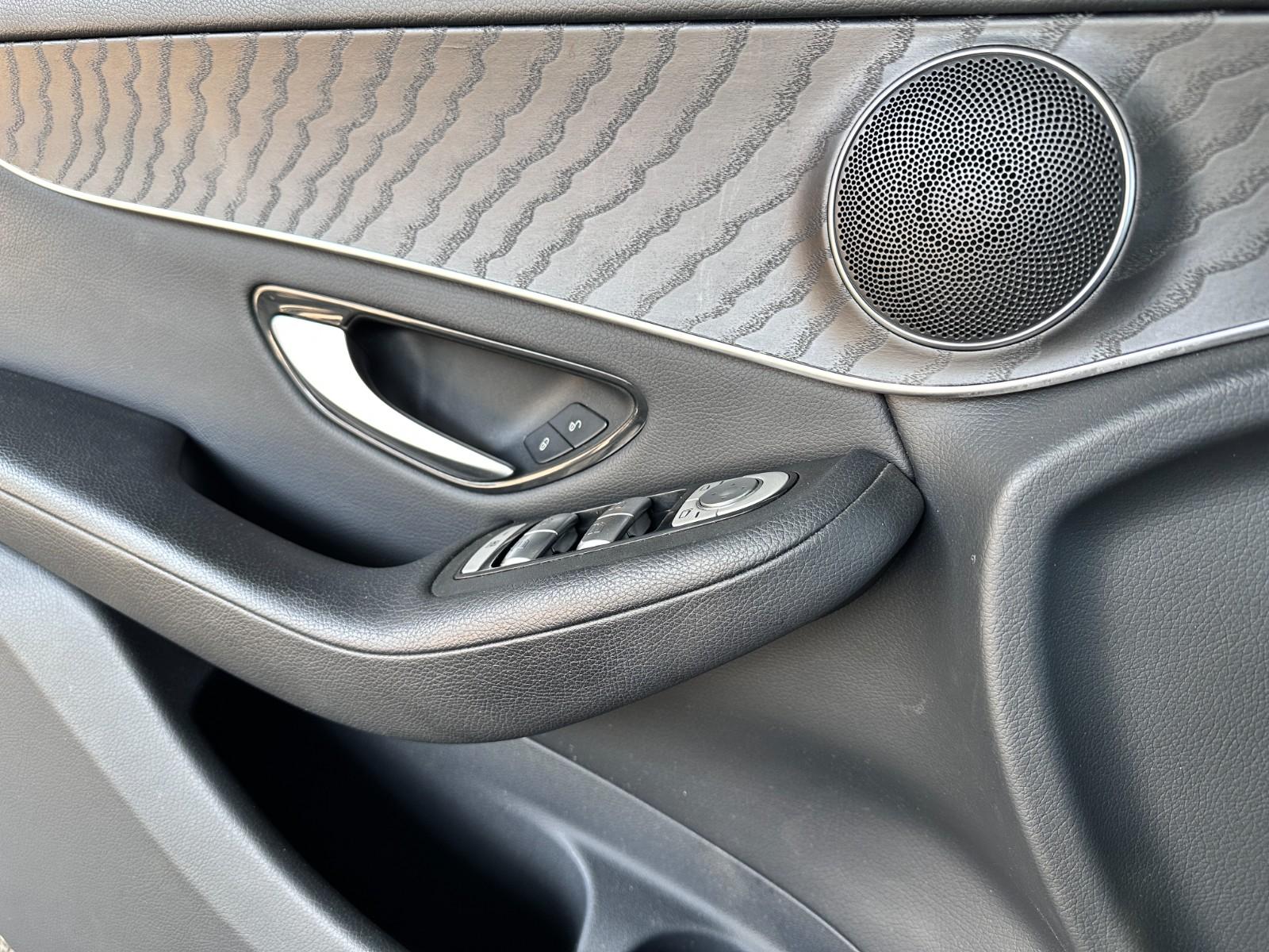 MERCEDES-BENZ GLC 200 2.0 Turbo 2022 - Imagen 10 de 10