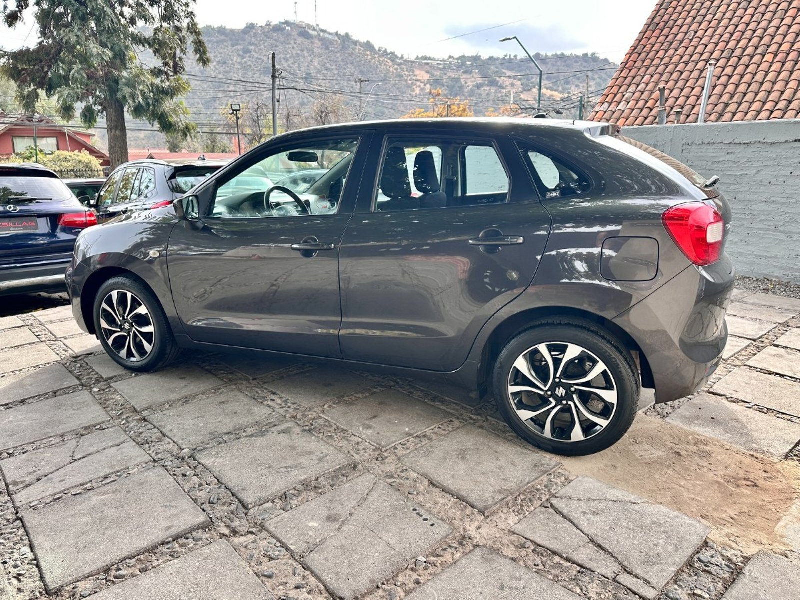 SUZUKI BALENO GLS HATCHBACK 1.4 2022 - Imagen 5 de 10