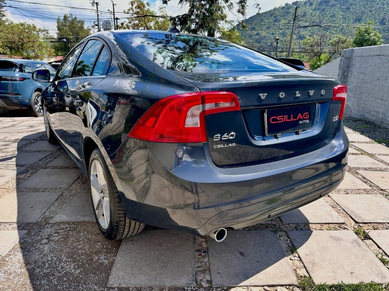 Volvo S60 D2 CONFORT 2015 - Imagen 6 de 10