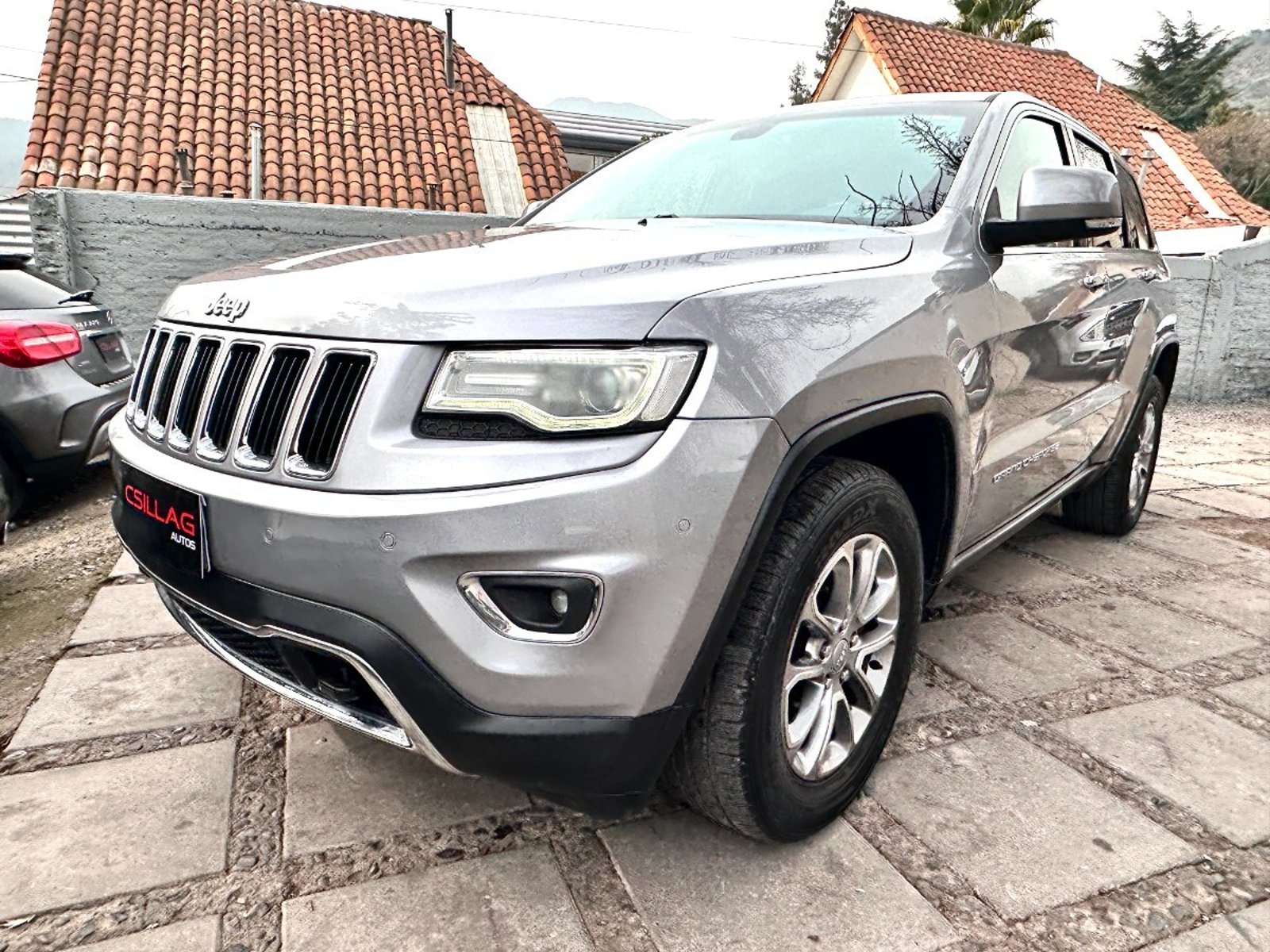 Jeep NEW GRAND CHEROKEE LIMITED 4X4 2017 - Foto 3 de 10