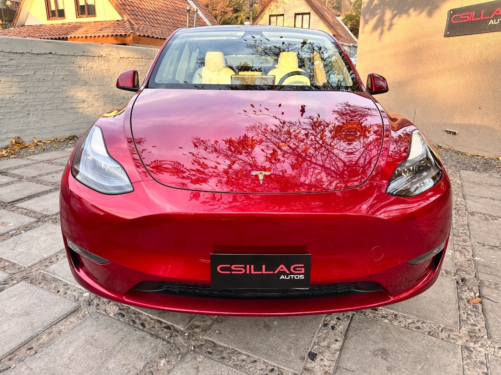 Tesla MODEL Y PERFORMANCE 4X4 2025 - Foto 2 de 10