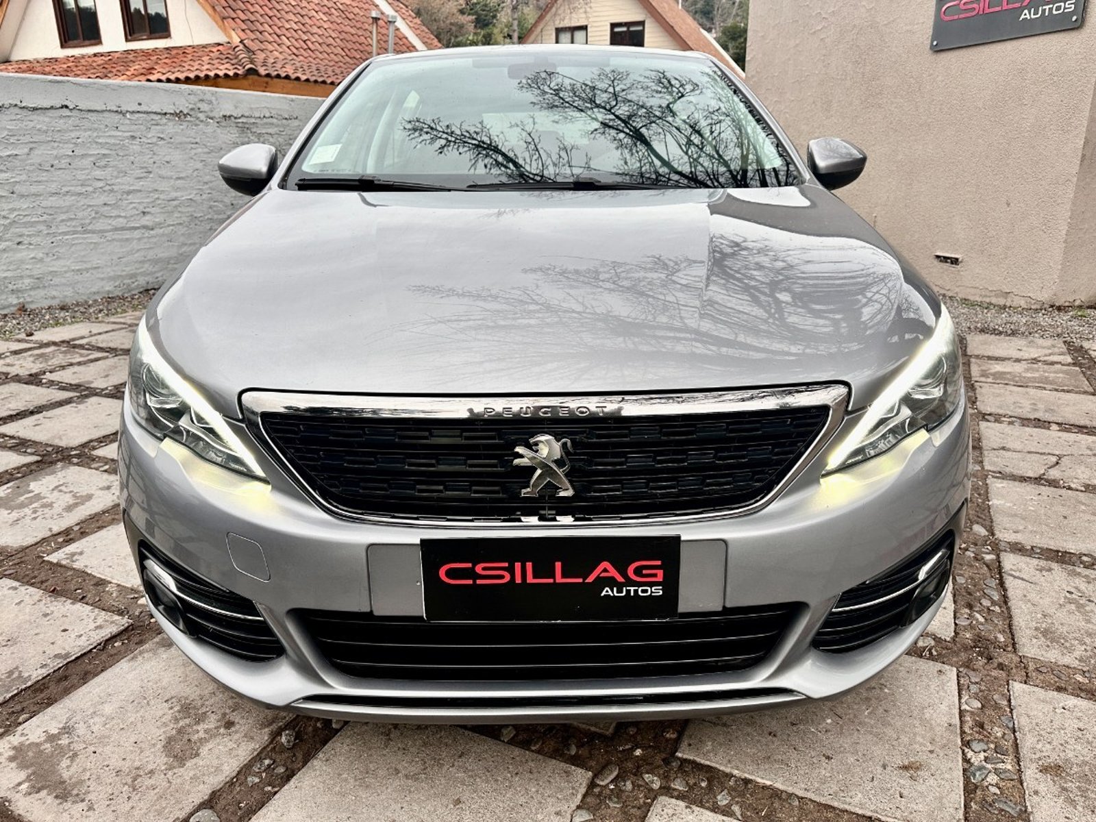 Peugeot 308 ALLURE PACK BLUE HDI 130 1.5 DIESEL 2021 - Foto 2 de 10