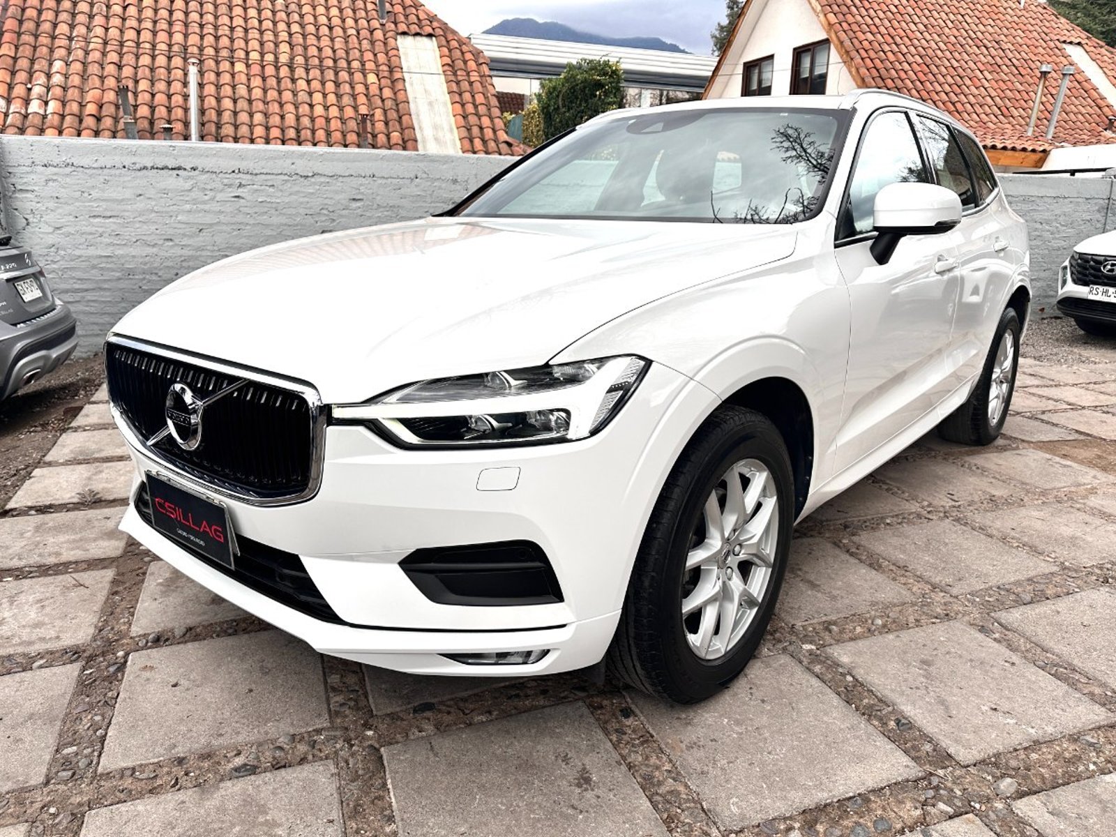 Volvo XC60 II T5 4X4 2.0 TURBO 2019 - Foto 3 de 10