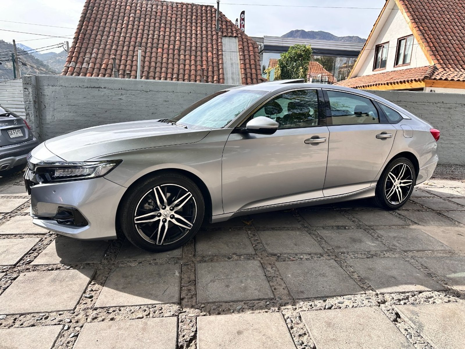 HONDA ACCORD 2.0 Turbo Full 2022 - Imagen 4 de 10