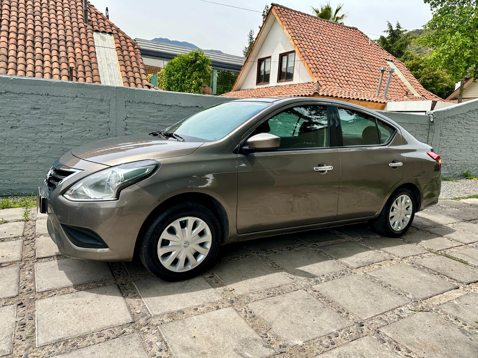 NISSAN VERSA Sense 1.6 2015 - Imagen 4 de 10