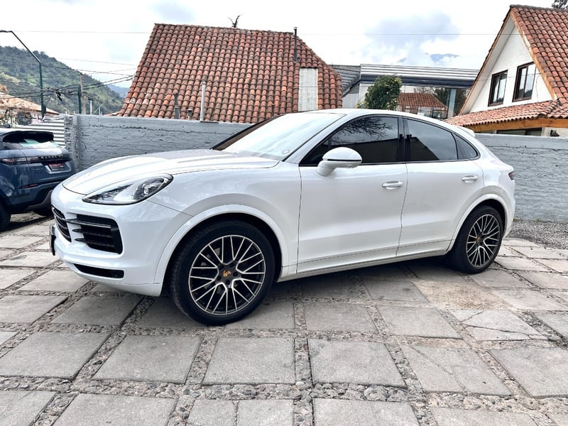Porsche CAYENNE COUPE SPORT 3.0 V6 4X4 2021 - Imagen 4 de 10