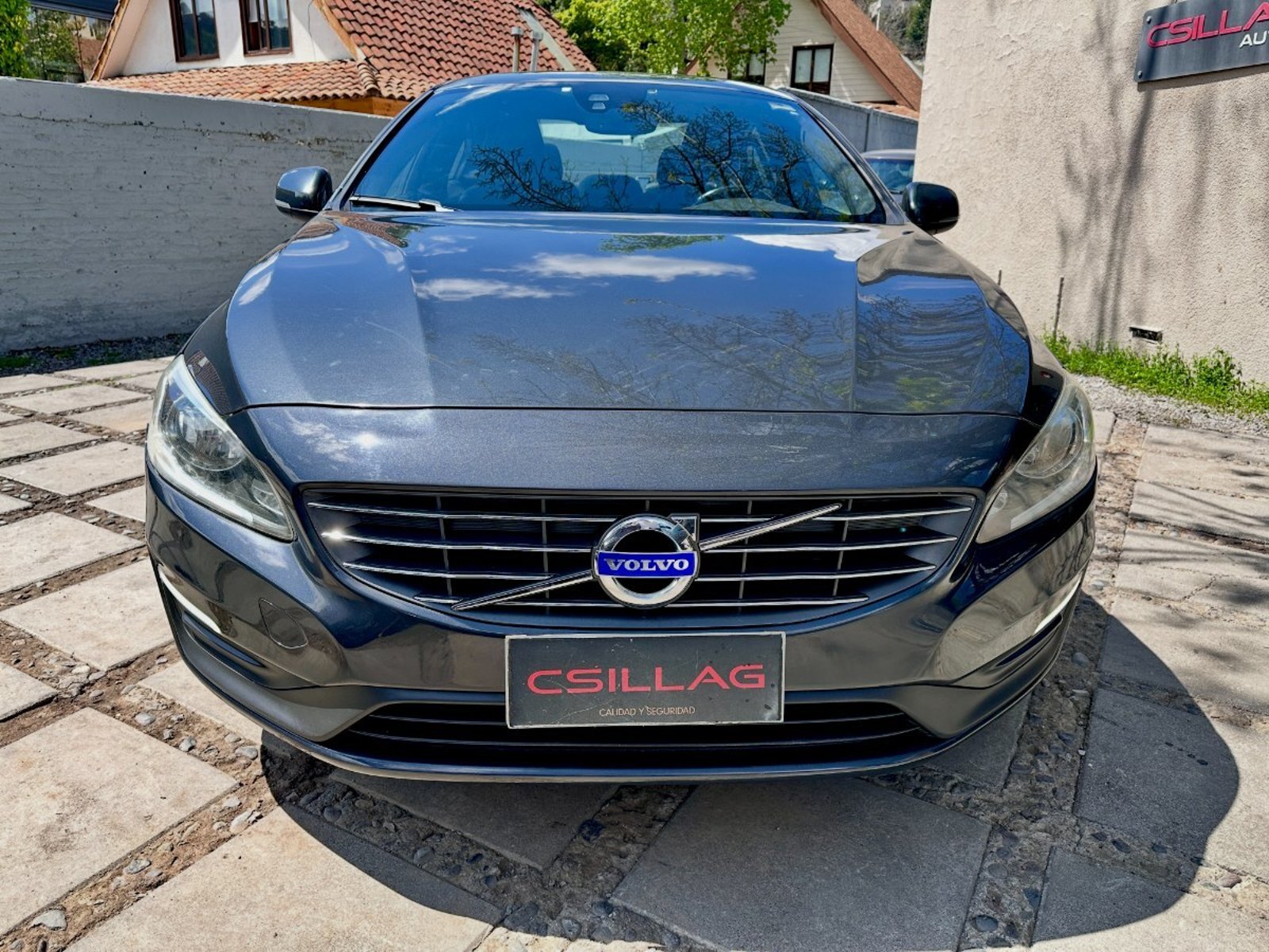 Volvo S60 D2 CONFORT 2015 - Foto 2 de 10