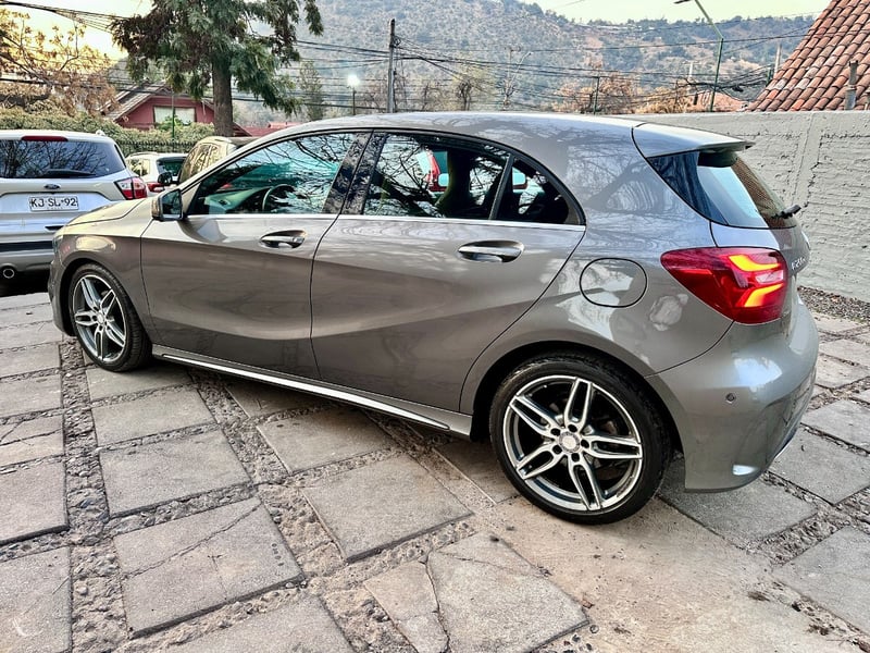 Mercedes-Benz A200 D Diesel 2018 - Imagen 5 de 10