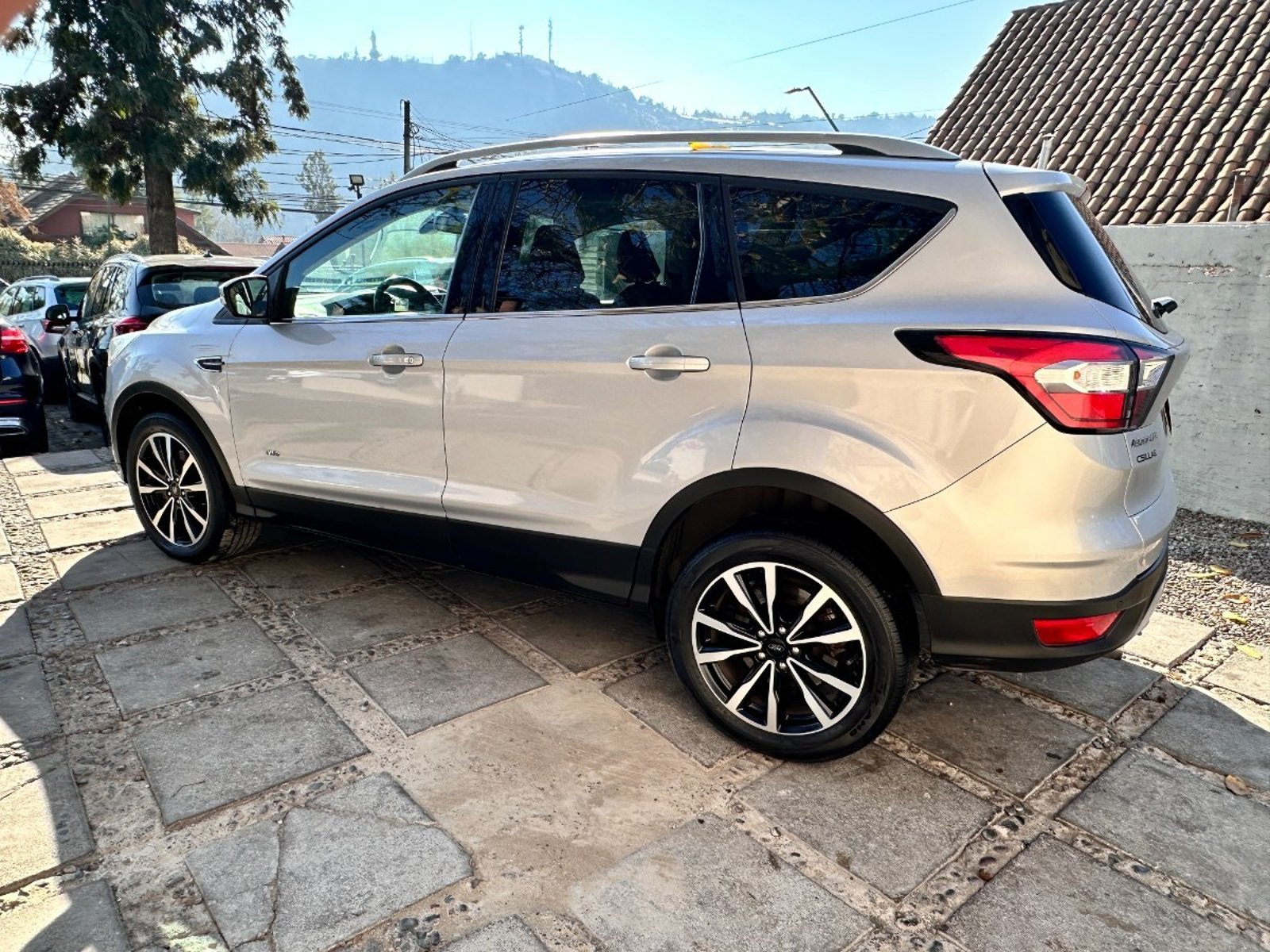 FORD ESCAPE TITANIUM AWD 2.0 ECOBOOST 2018 - Foto 5 de 10