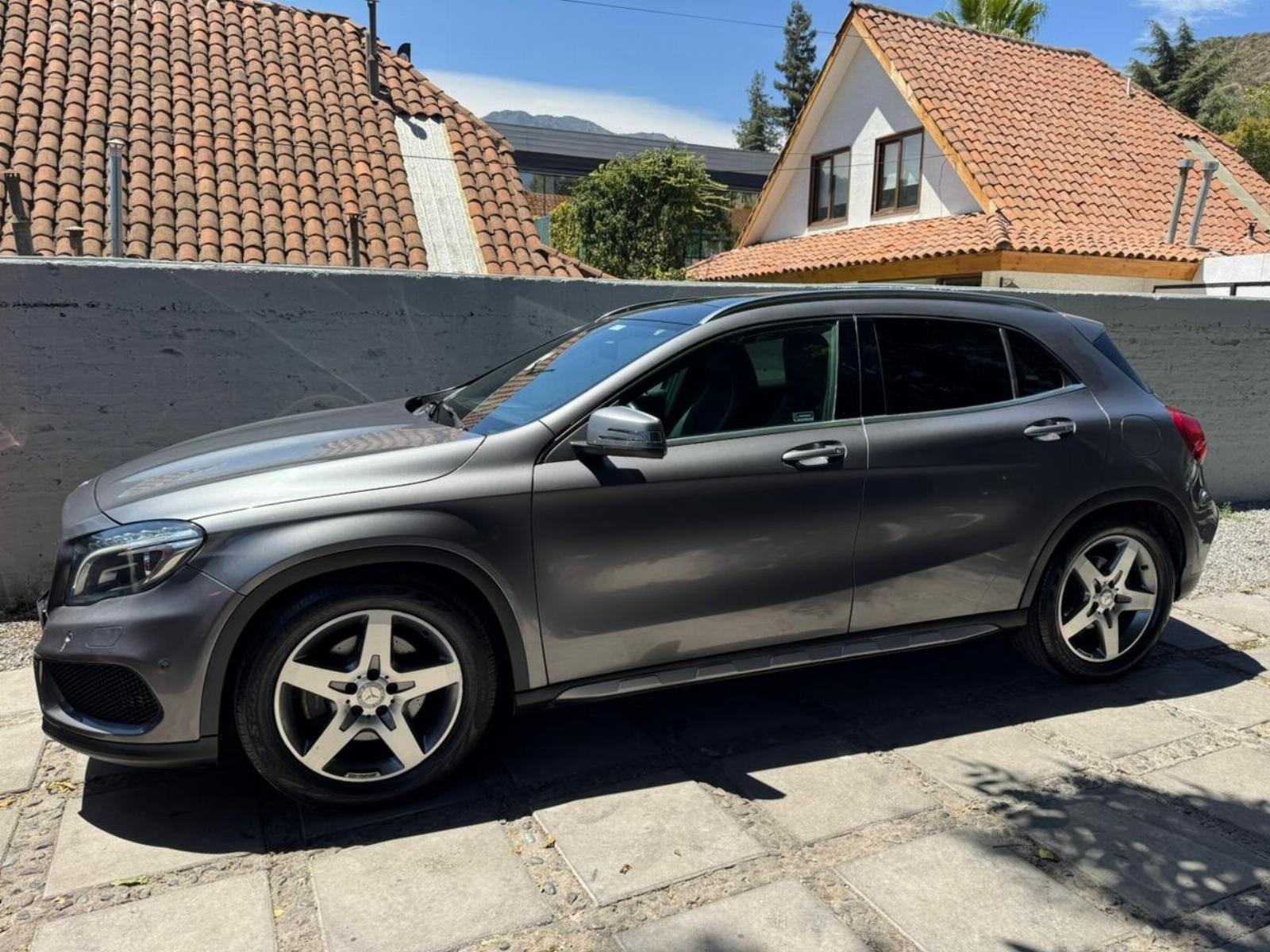 MERCEDES-BENZ GLA 220 D 4Matic Diesel 4x4 2015 - Imagen 4 de 10