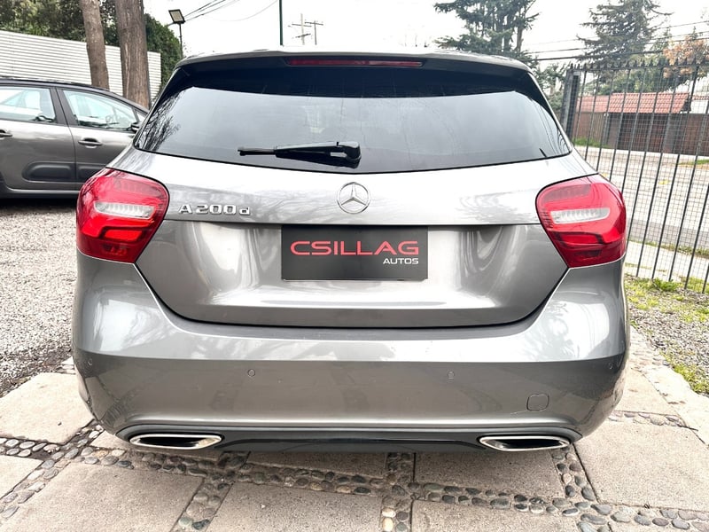 Mercedes-Benz A200 D Automático Diesel 2017 - Imagen 7 de 10