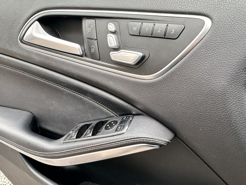 Mercedes-Benz A200 D Automático Diesel 2017 - Imagen 10 de 10