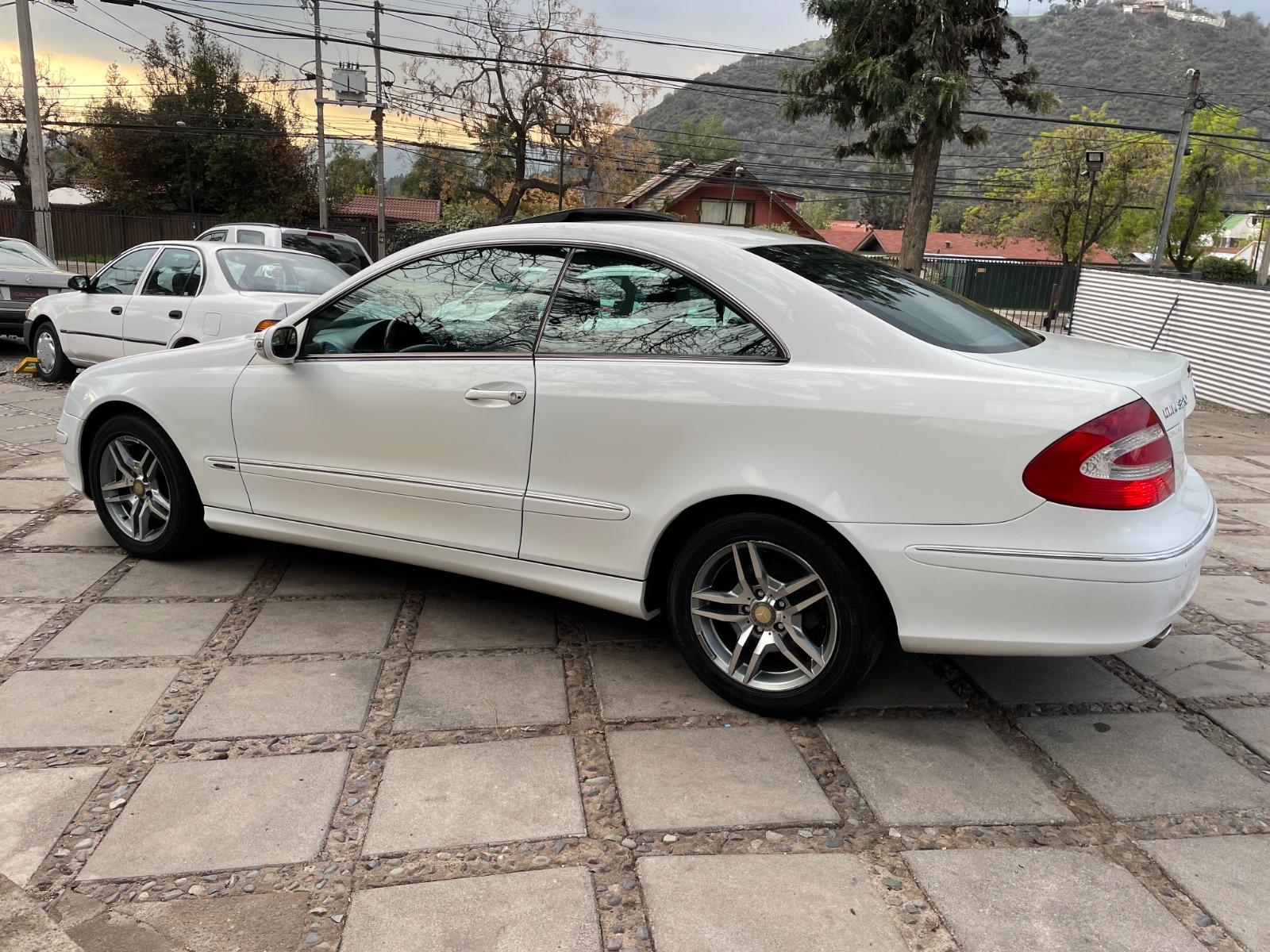 MERCEDES-BENZ CLASE CLK 320 Coupé 2004 - Imagen 5 de 9
