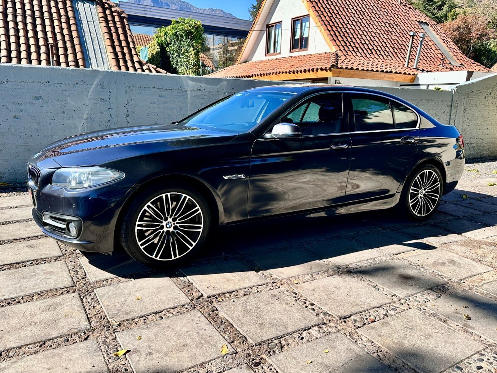 BMW 535I PREMIUM 3.0 TWIN TURBO 2015 - Imagen 4 de 10