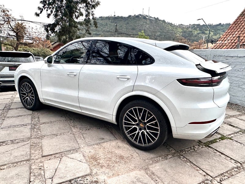 Porsche CAYENNE COUPE SPORT 3.0 V6 4X4 2021 - Imagen 5 de 10