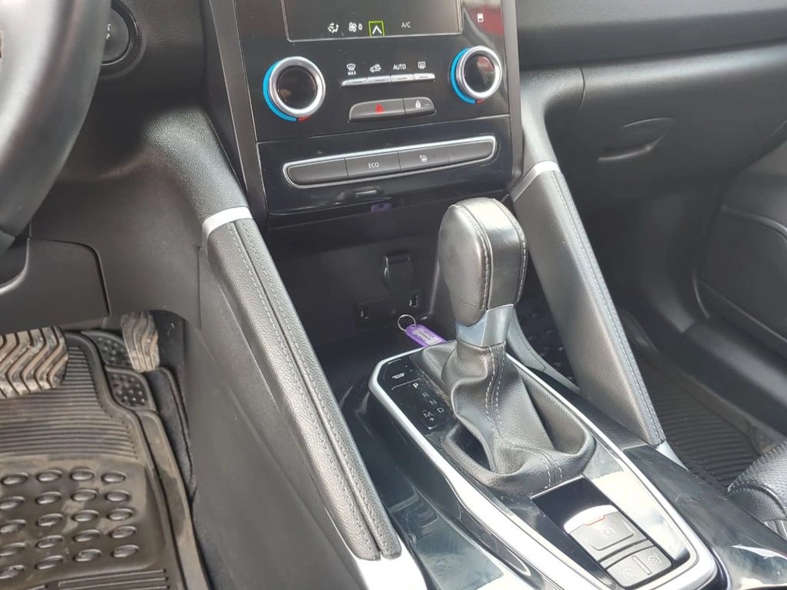 RENAULT KOLEOS NEW KOLEOS PRIVILEGE 4X4 2023 - Imagen 17 de 17