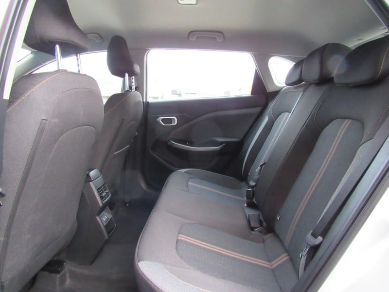 Kia K3 CROSS EX 1,4 2025 - Imagen 11 de 19