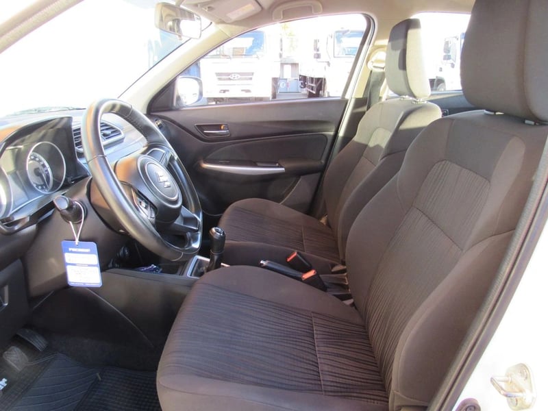 Suzuki DZIRE 2WD 1.2 2022 - Imagen 12 de 14
