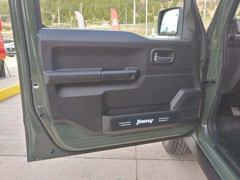 Suzuki JIMNY JIMNY 5P 1.5 GLX 2024 - Imagen 8 de 18