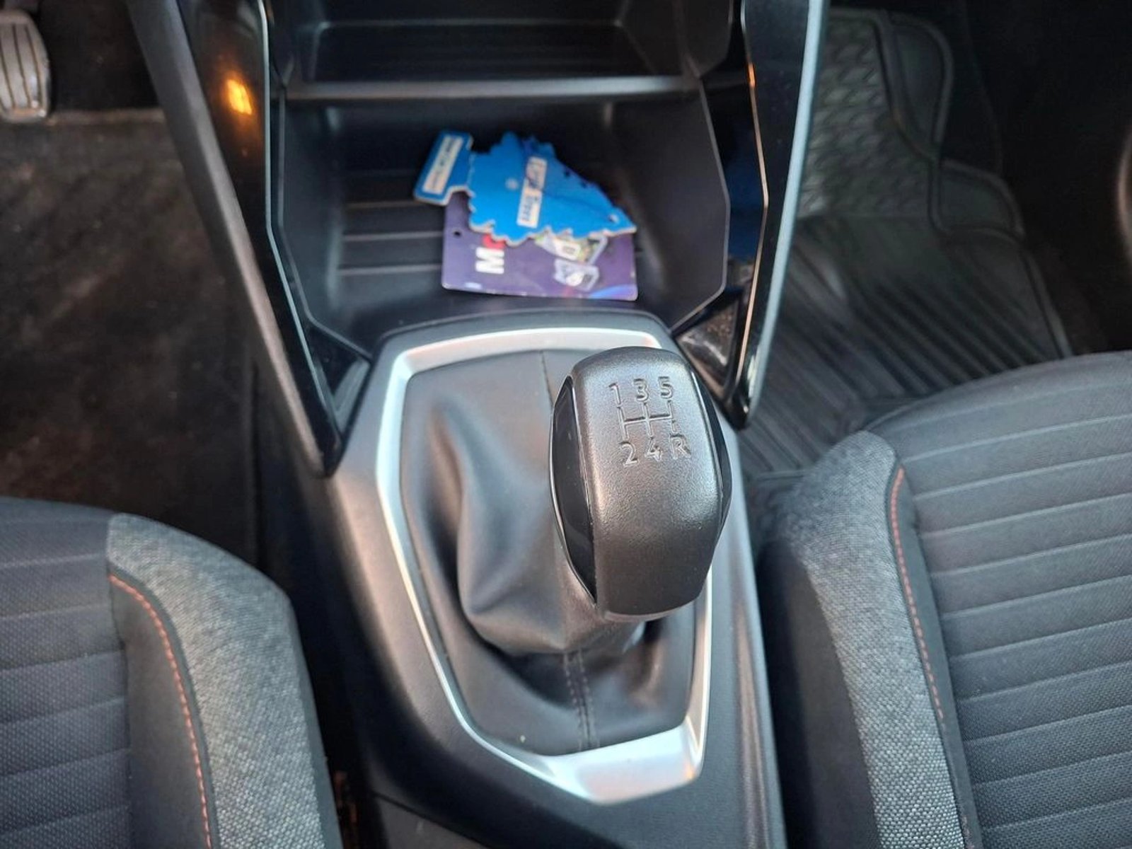 Peugeot 208 208 ACTIVE 1.2 2022 - Imagen 15 de 17