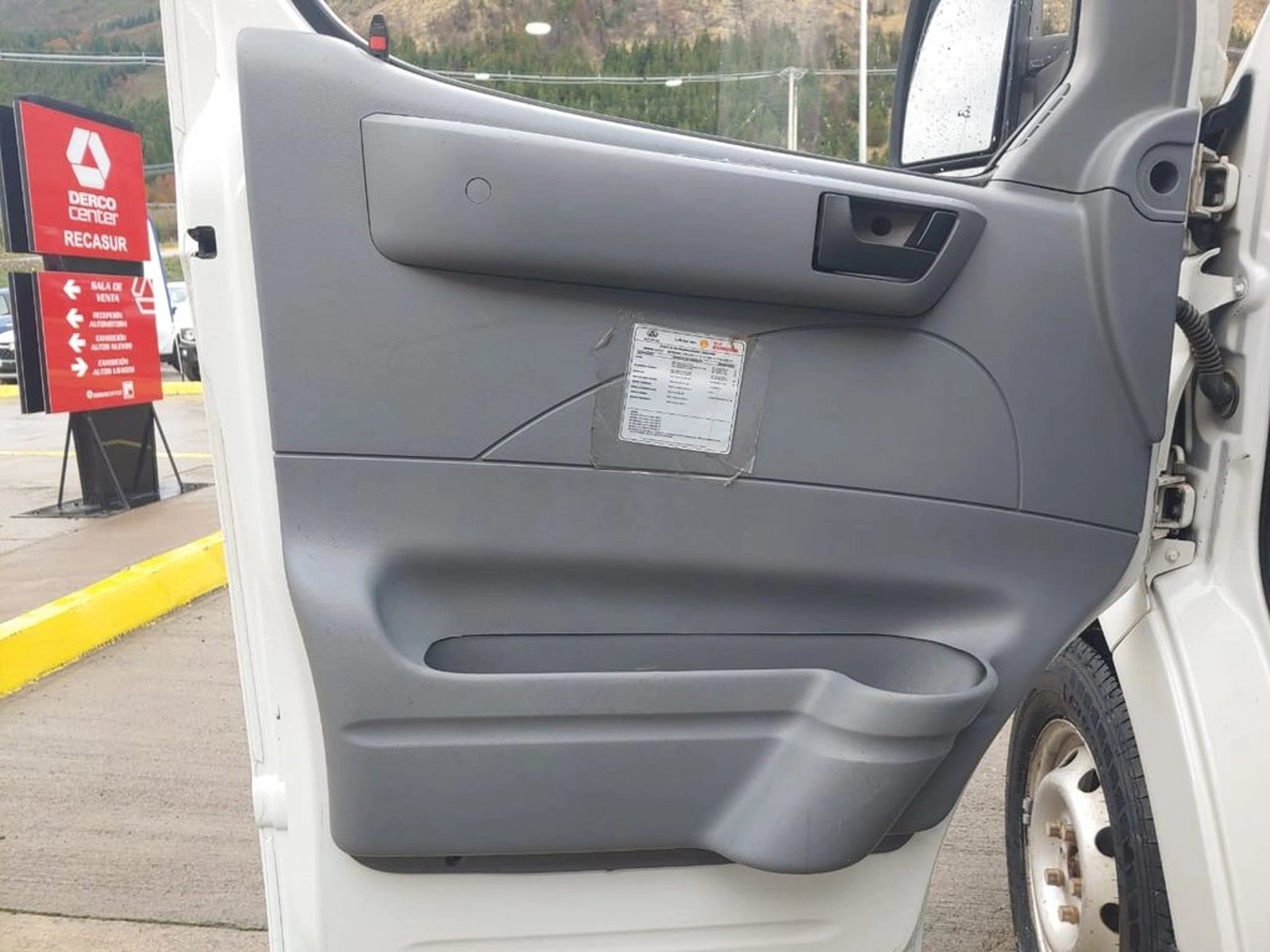 MAXUS V80 NEW V80 2.5 2020 - Imagen 9 de 18