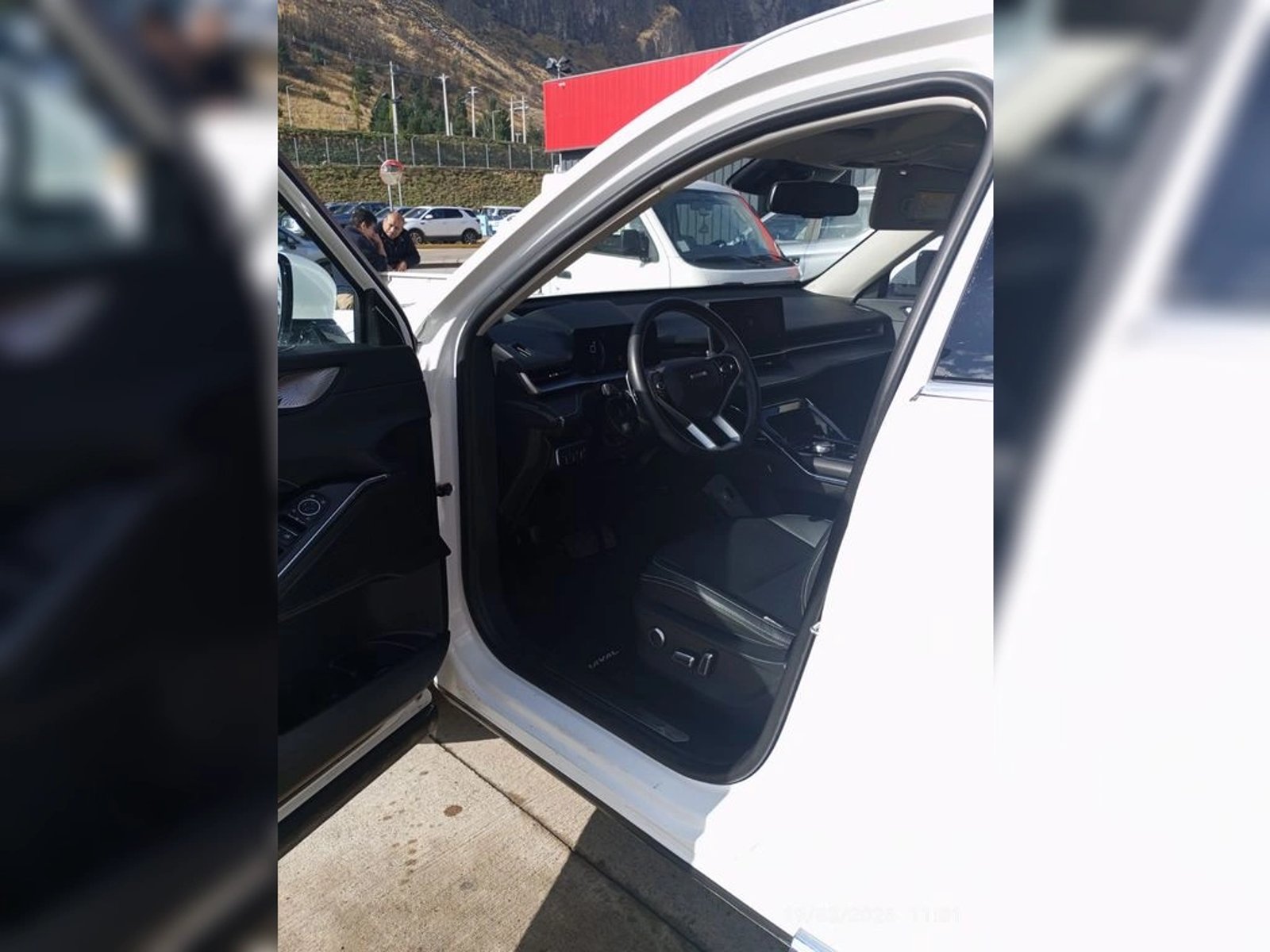 HAVAL H6 H6 DELUXE 4X4 2.0 AUT 2024 - Imagen 12 de 19