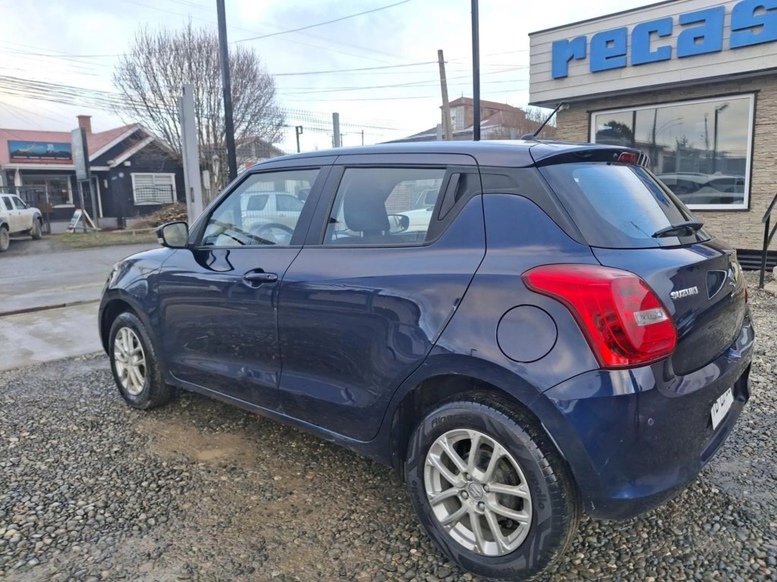 Suzuki SWIFT SWIFT GL 1.2 AUT 2024 - Imagen 4 de 11